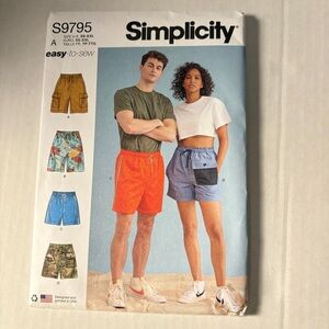 Simplicity Easy-to-Sew Pattern S9795 A for Unisex Shorts